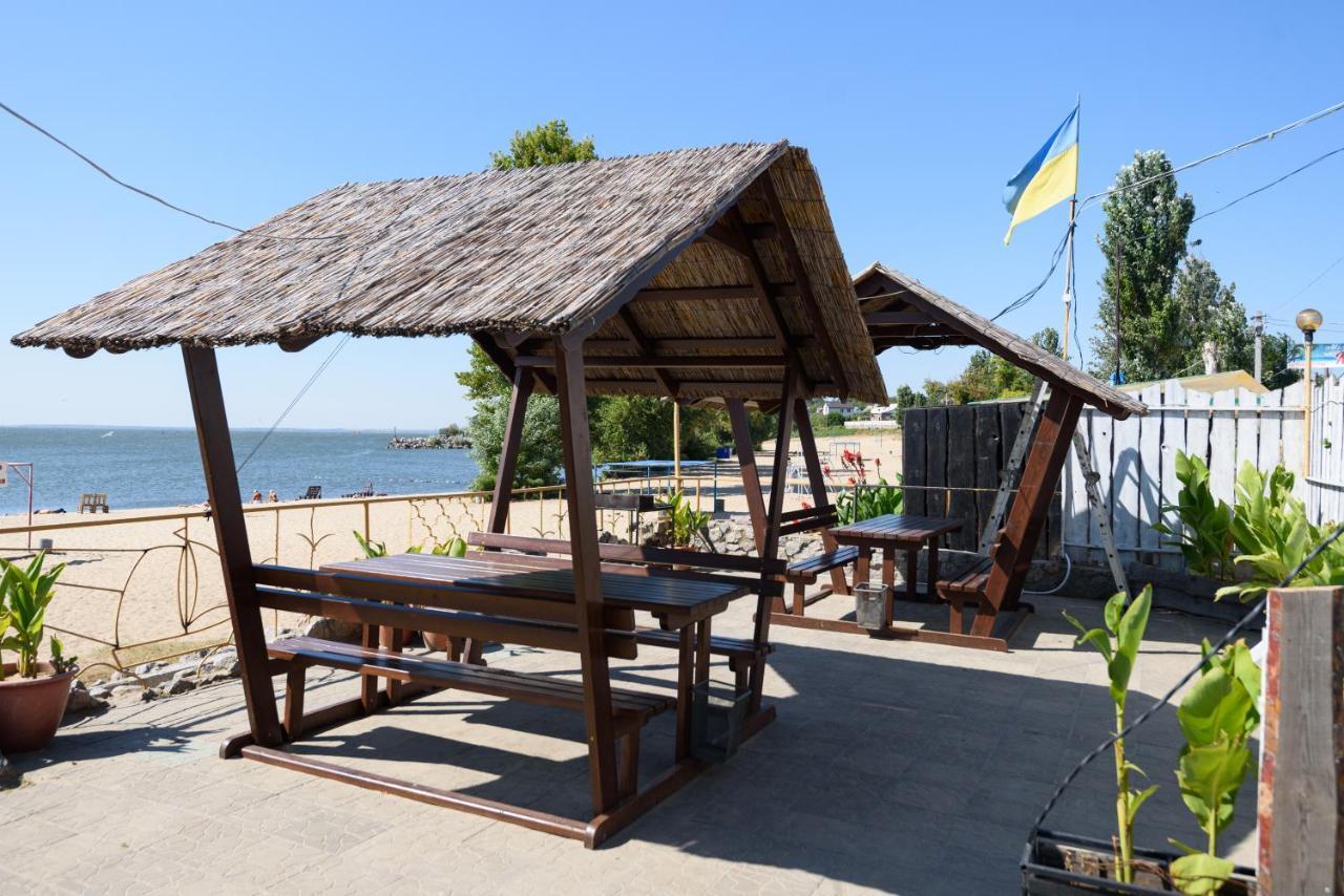 Maiami Hotel Nikopol' Exterior foto