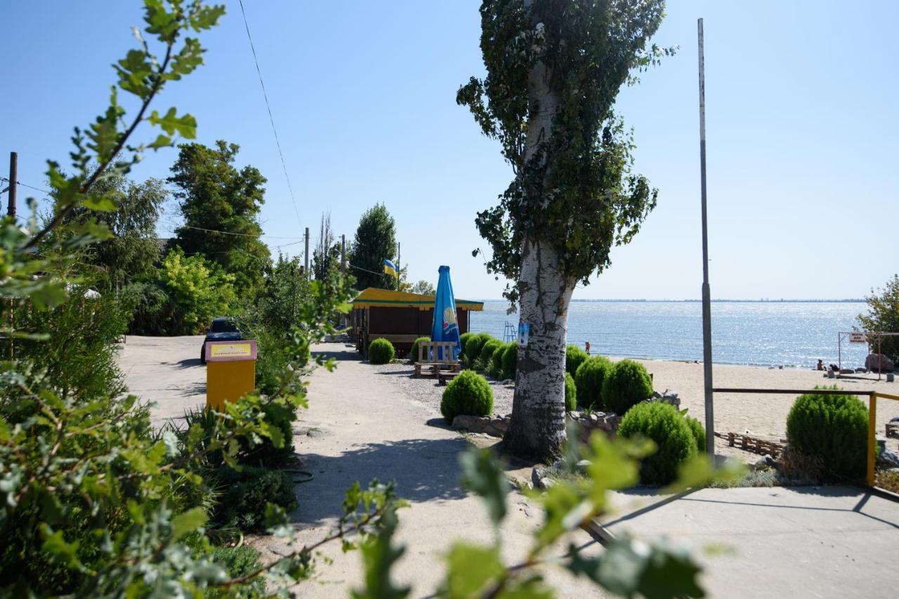 Maiami Hotel Nikopol' Exterior foto